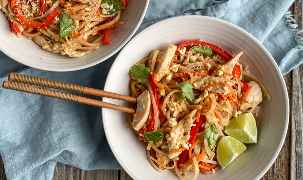 Weeknight Chicken Pad Thai - Macrostax